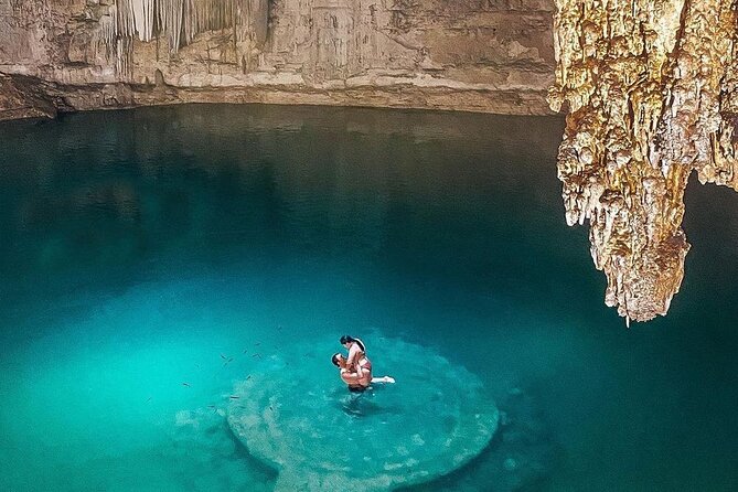 Chichen Itza Deluxe And Ancestral Cenotes Suytun and Ik-kil - Valladolid Stop: San Servasio and a Quick Souvenir Photo