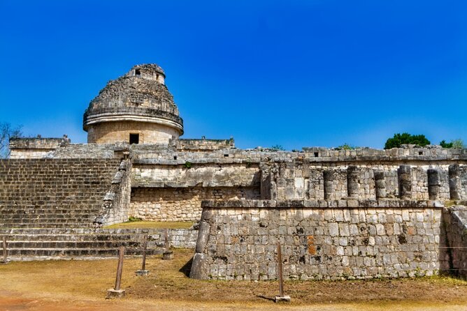 Chichen-Itza Mayan Temples, Cenote and Valladolid with Lunch - Valladolid in 30 minutes: photos, plaza stroll, and then back on the bus
