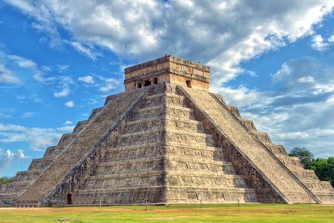 Chichen itza, Saamal cenote and Valladolid in one day - Restaurante tio Manolo: a real Yucatán start before Chichén Itzá