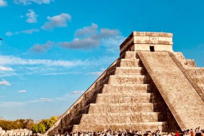 Chichen Itza tour from Cancun small group in van - Chichen Itza, fast mode: what you get in the 2-hour site block