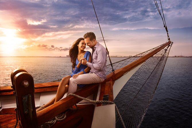 Columbus Romantic Dinner in Cancún - A Spanish Galleon Dinner on Nichupté Lagoon