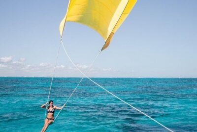 Complete Isla Mujeres excursion from Cancun with all inclusive - Snorkeling on the way: how to make the reef stop work for you