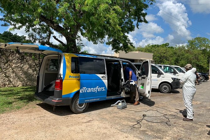 Costa Mujeres Private Transportation From-To Cancun Airport - The ride to Costa Mujeres: comfort, speed, and sensible logistics