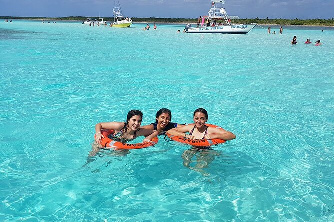 Cozumel El Cielo All Inclusive Tour from Cancun - Stop 4: San Miguel de Cozumel and the boardwalk cruise-ship view