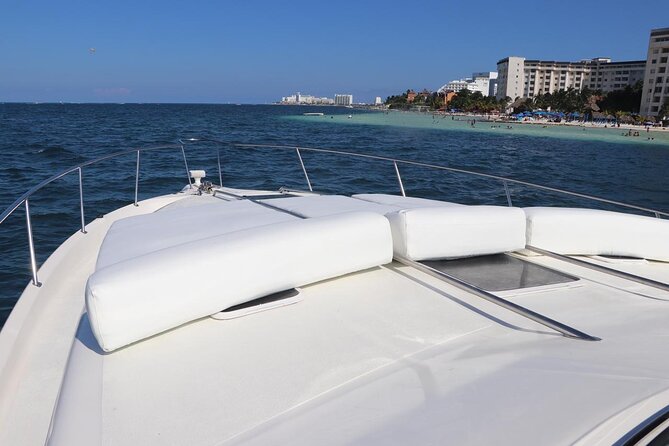 Cruise in Elegance: Luxury Yacht Rental in Cancun - Price and Value: How to Judge the $235.04 Group Rental