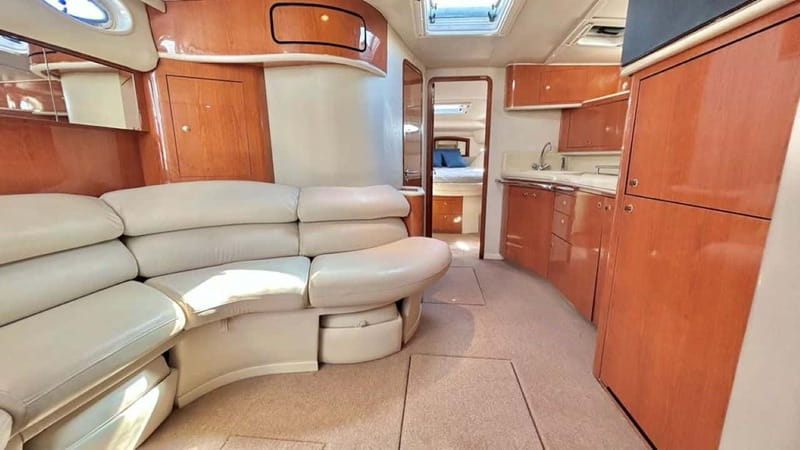 Cruising paradise in a luxury yacht in Cancun - Organization, Photo Time, and the One Cash Detail