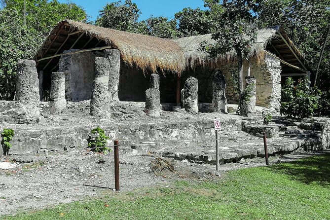 Cultural Cancun City Tour! Private Cancun Round Transportation - Stop 4: Playa Delfines for the Cancun Letters Photo