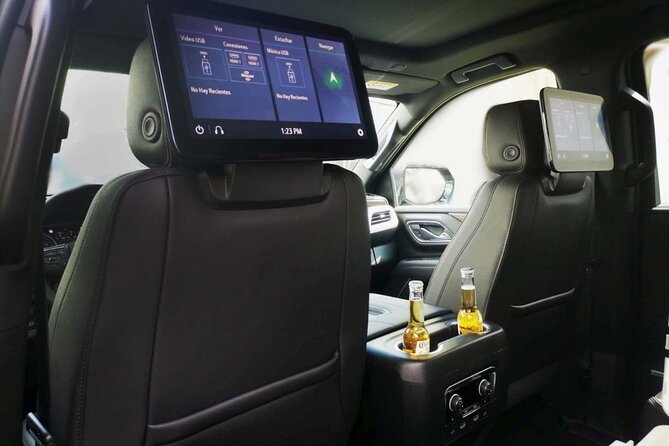 Departure by Luxury Suv from Puerto Morelos to Cancun Airport - What happens during the 45-minute ride to Cancun Airport