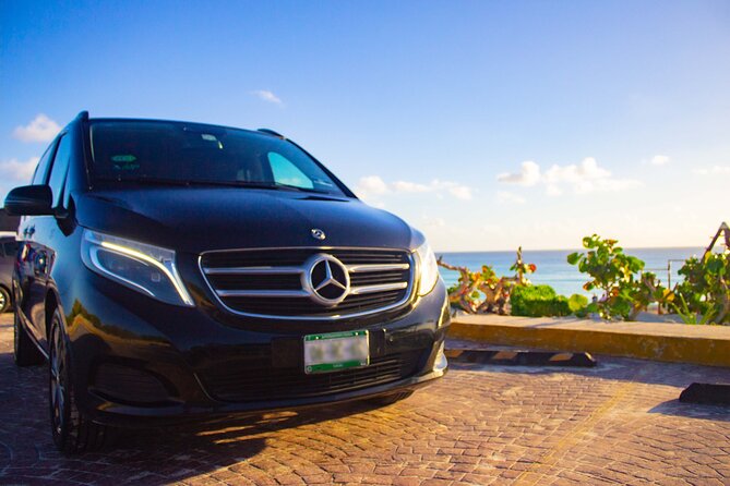 Departures in Mercedes Benz from Puerto Morelos to Cancun Airport - Why this Mercedes-Benz airport transfer is a smart choice