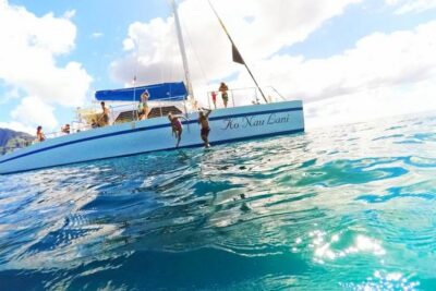 Discover Isla Mujeres tour with snorkel, buffet and open bar - The catamaran ride: the best part starts right away