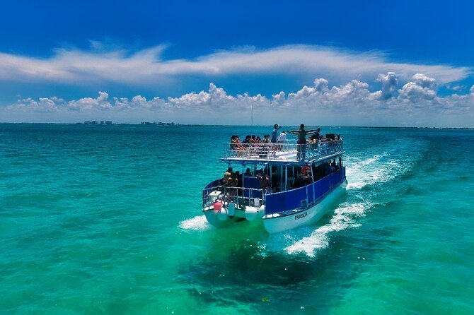 Discovering Isla Mujeres on a Double Decker Catamaran - Playa Norte vs the main town: how to use your free hours