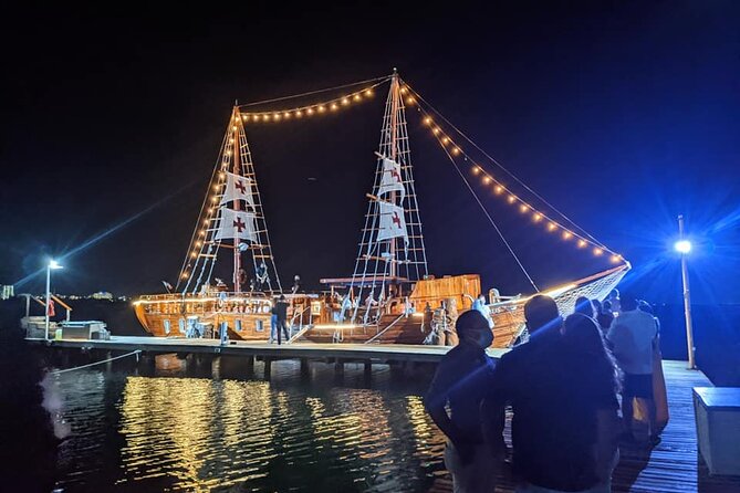 Enjoy The Spanish Galeon with a Romantic Night Dinner in Cancun - Dinner Choices That Don’t Feel Like an Afterthought