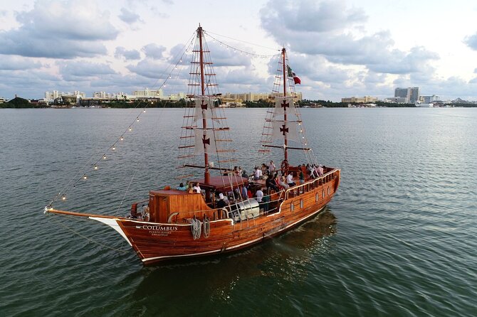 Enjoy The Spanish Galeon with a Romantic Night Dinner in Cancun - Photos, Dock Fees, and the Costs People Forget to Plan For