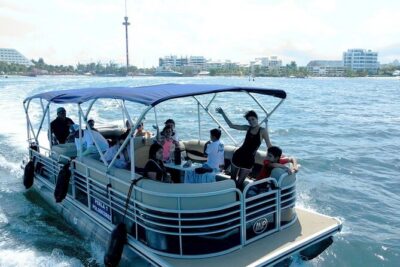 Entertainments and Celebrations in Cancun and Isla Mujeres - Cruising Toward Isla Mujeres and How the Lagoon Experience Feels
