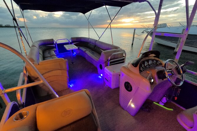 Entertainments and Celebrations in Cancun and Isla Mujeres - Price and Value for a Private Boat Up to 12