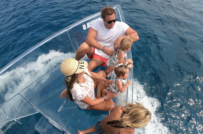 Excursion to Reefs in a transparent boat from Cancun - Guides and Interaction: Why Daphne Gets Mentioned