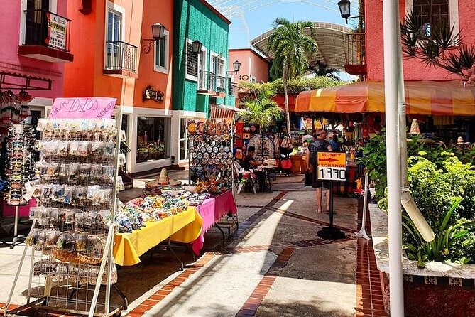 Explore Cancun City Tour! Round Bus transportation - Tequila Tasting and Optional Chocolate: Included, But Pace It