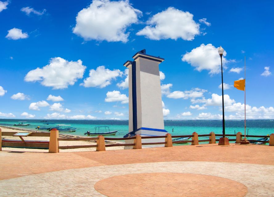 From Cancun:Beachside Tacos & Town Tour With Tequila Tasting - Stop One: seafood tacos by the beach (where the day starts right)