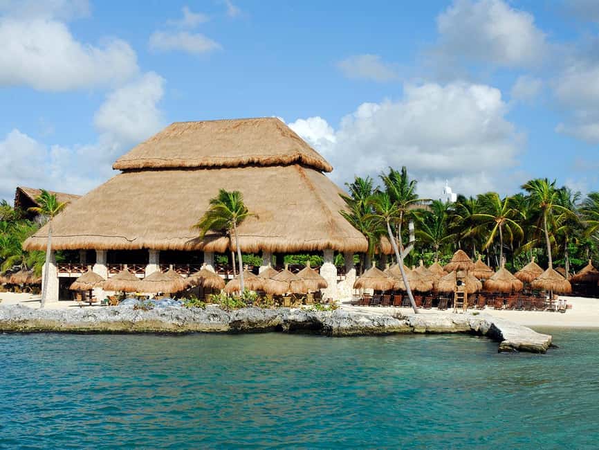From Riviera Maya: Xcaret Park Plus, the complete experience - Animal and garden stops: aquarium, butterflies, birds, and kids spaces