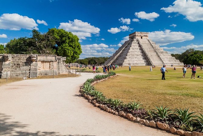 Full-Day Tour to Chichen Itza and Sacred Cenote from Cancún - Valladolid in 30 Minutes: Enough for Photos, Not Enough for Everything