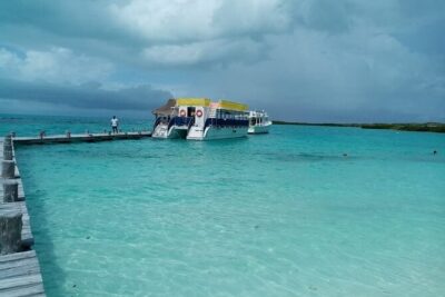 Full Day Tour to Isla Contoy and Isla Mujeres from Cancun - Getting to the boats: pickup and meeting point basics that reduce stress