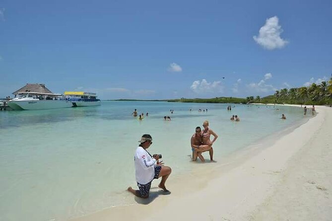 Full Day Tour to Isla Contoy and Isla Mujeres from Cancun - Snorkeling at Ixlache reef: the 45-minute window and how to make it count