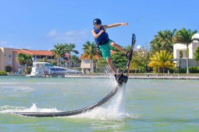 Hoverboard Flight in Cancun - Yachtlife Mexico meet-up: what to expect before you take off