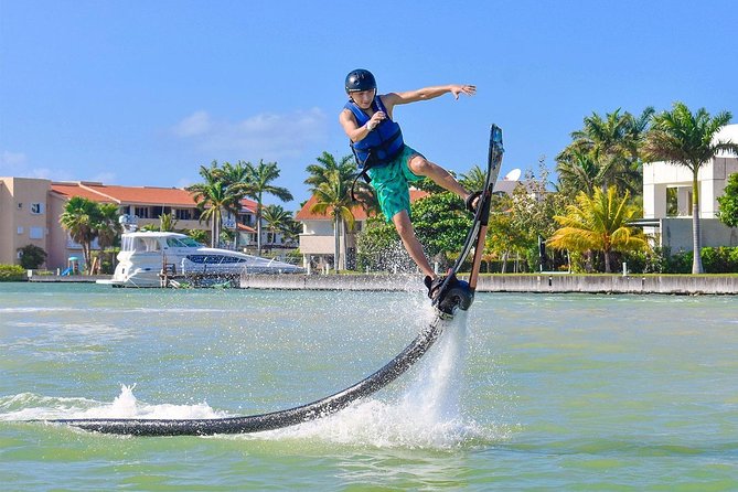 Hoverboard Flight in Cancun - Yachtlife Mexico meet-up: what to expect before you take off