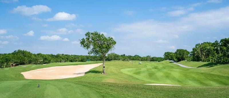 Iberostar Cancun Golf Course - How challenging is it, really? Par 72 plus lagoon inlets
