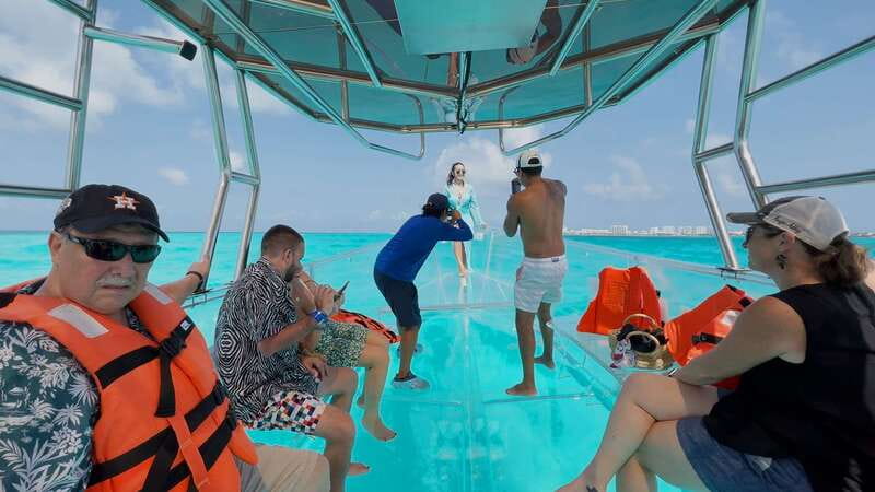 Isla Mujeres: 100% Transparent boat ride - Marina Bartolomé check-in: where the timing really starts
