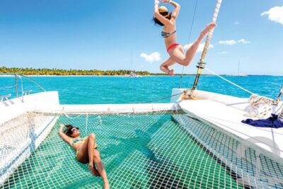 Isla Mujeres adventure by Catamaran. Snorkel, open bar and lunch - Snorkeling in clear waters: what you’re getting and what can change