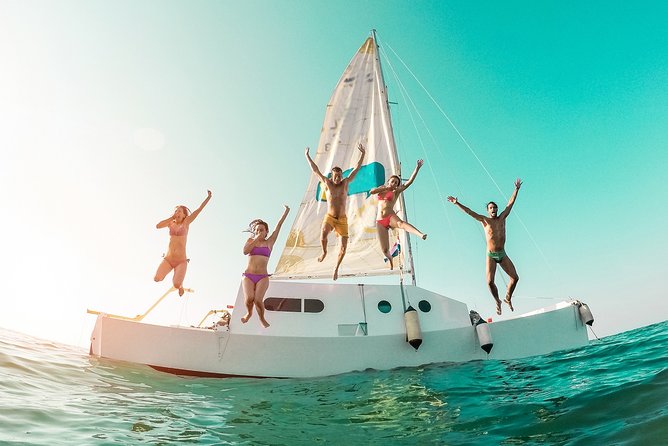 Isla Mujeres adventure by Catamaran. Snorkel, open bar and lunch - Spinnaker on the water: included, but weather decides