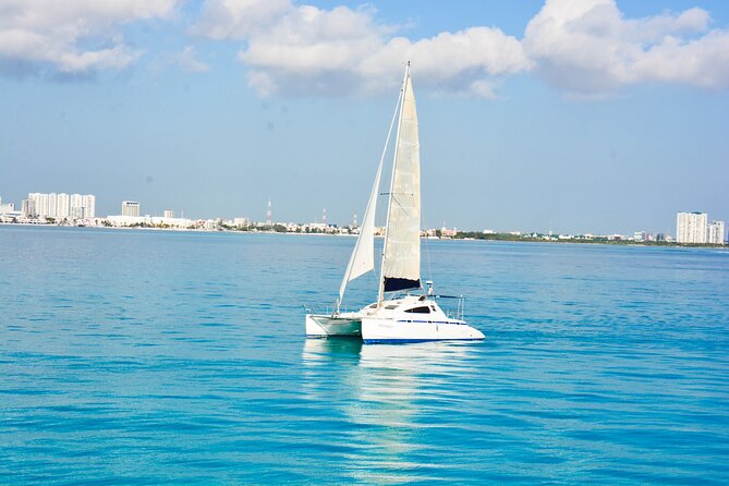 Isla Mujeres Catamaran from Cancun with Open bar and lunch - Key takeaways before you go