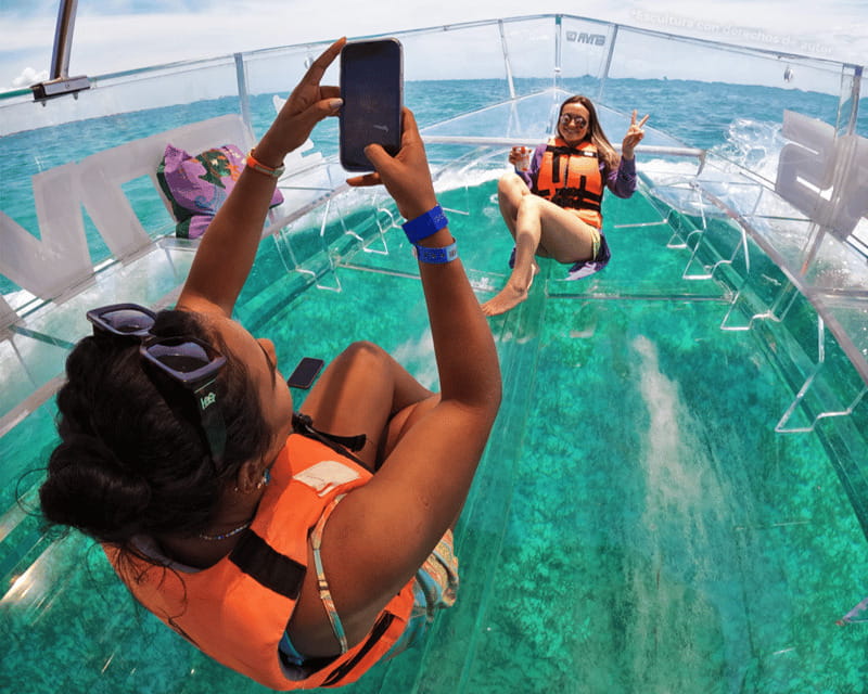 Isla Mujeres: Clear Boat Ride - What the 45 Minutes Look Like on the Water