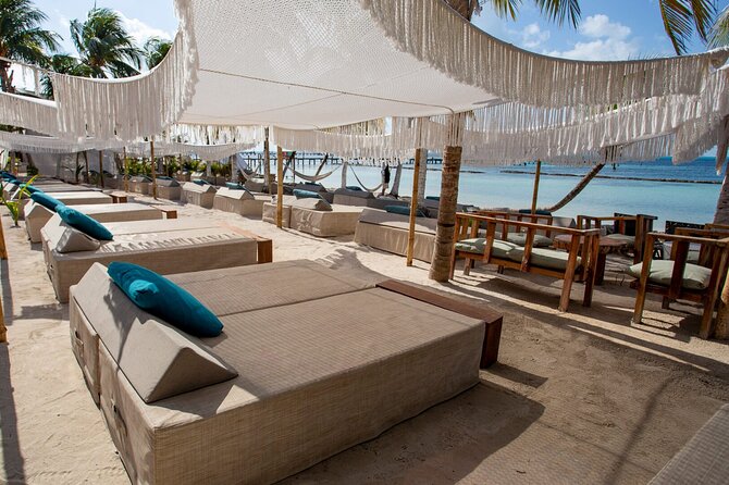 Isla Mujeres Discovery Tour - What you actually get on board: lunch, open bar, and snorkel gear