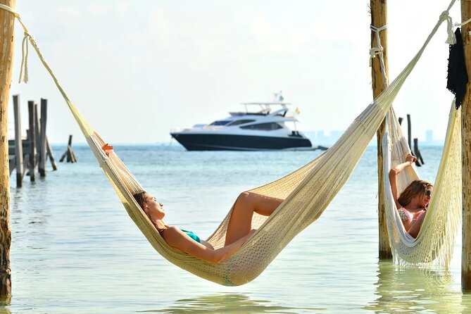 Isla Mujeres Discovery Tour - Isla Mujeres roaming time: beaches, downtown, and handicrafts