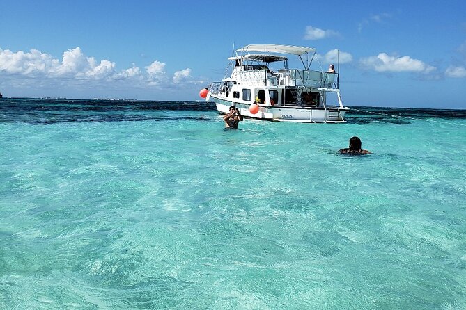 Isla Mujeres Full Day Tour on Yacht with Snorkel and Buffet - Mangroves, Calinda Bridge, and the Ride You Didn’t See Coming