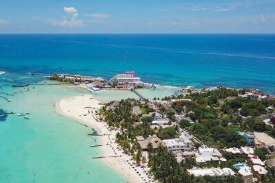 Isla Mujeres Luxury Sailing: Adults Only or Family Friendly - On board: clean catamaran vibes, open bar, and crews who keep it moving