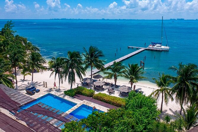 Isla Mujeres Sailing Adventure from Cancun - Isla Mujeres Downtown: Two Hours to Explore on Your Terms