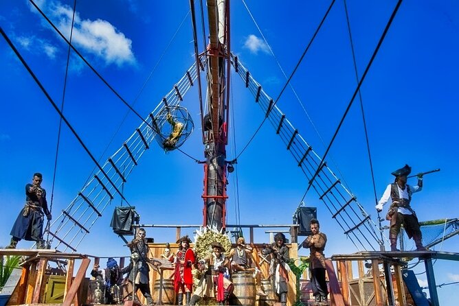 Jolly Roger Pirate Show and Dinner Cruise with Open Bar - Boarding the Jolly Roger in Punta Sam (6:30 pm)