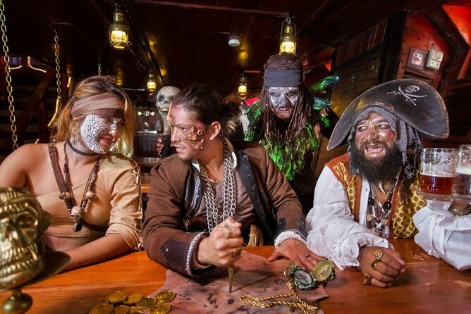 Jolly Roger Pirate Show and Dinner Cruise with Open Bar - The dinner: more than a token meal