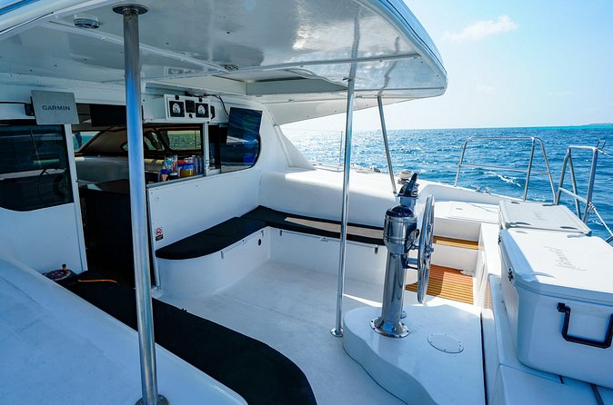 Laura Catamaran Private Tour to Isla Mujeres - Isla Mujeres Free Time: Walk It, Take It Slow, Then Pick a Viewpoint