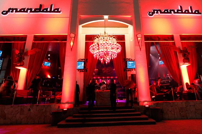 Mandala - A Hotel-Pickup Party Plan for Cancun at 10:00 pm