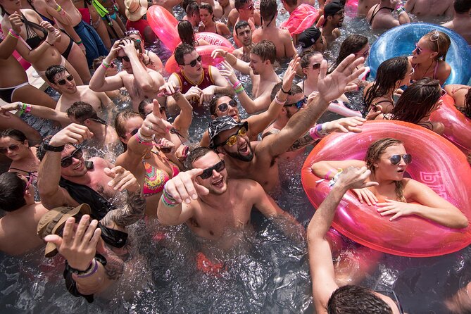 Mandala Beach Club Cancun - Who This Beach Club Ticket Suits Best