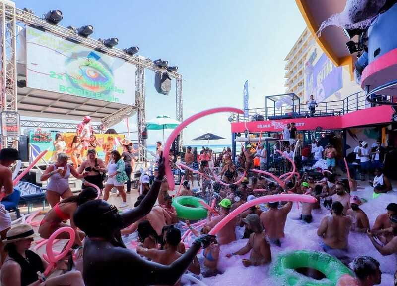 Premium Beach Party Coco Bongo - Drinks, Snacks, and Pacing: How to Enjoy It Without Burning Out