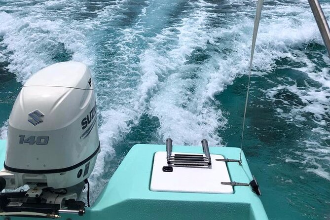 Private Boat Lake Ride and Cancun Bay Sightseeing - Crew, music, and photos: the little things that shape the mood