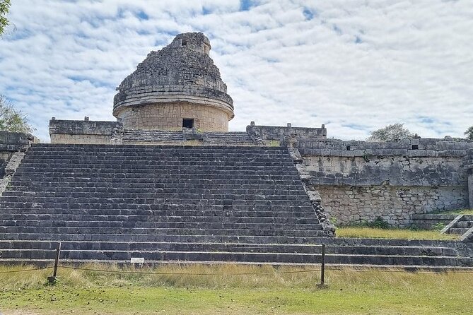 Riviera Maya Tour: Chichen Itza & Ik Kil + Hubiku Cenotes - Ik Kil Cenote Swim and Lunch: Your One-Hour Reset