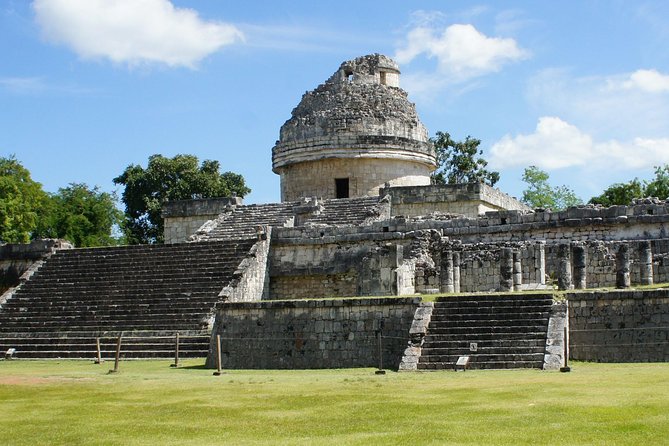 Semi-Private Chichen Itza, Cenote Ik Kil and Valladolid Tour - Valladolid: A Fast Colonial Hit (Not a Full Town Day)
